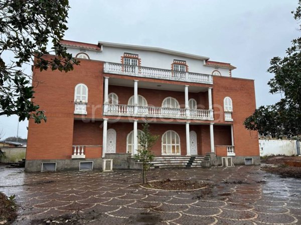 casa indipendente in vendita ad Ardea in zona Nuova Florida