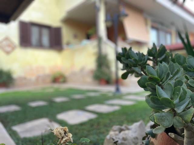 casa indipendente in vendita ad Ardea in zona Banditella