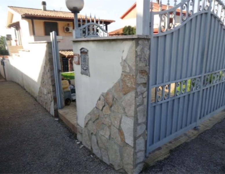 casa indipendente in vendita ad Ardea