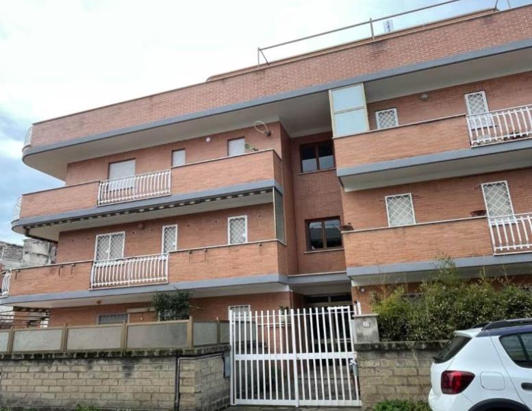 appartamento in vendita ad Ardea in zona Marina di Ardea