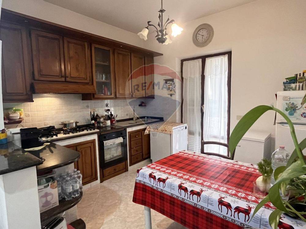appartamento in vendita ad Ardea in zona Marina di Ardea