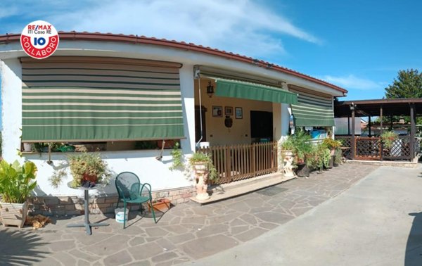 casa indipendente in vendita ad Ardea in zona Montagnano