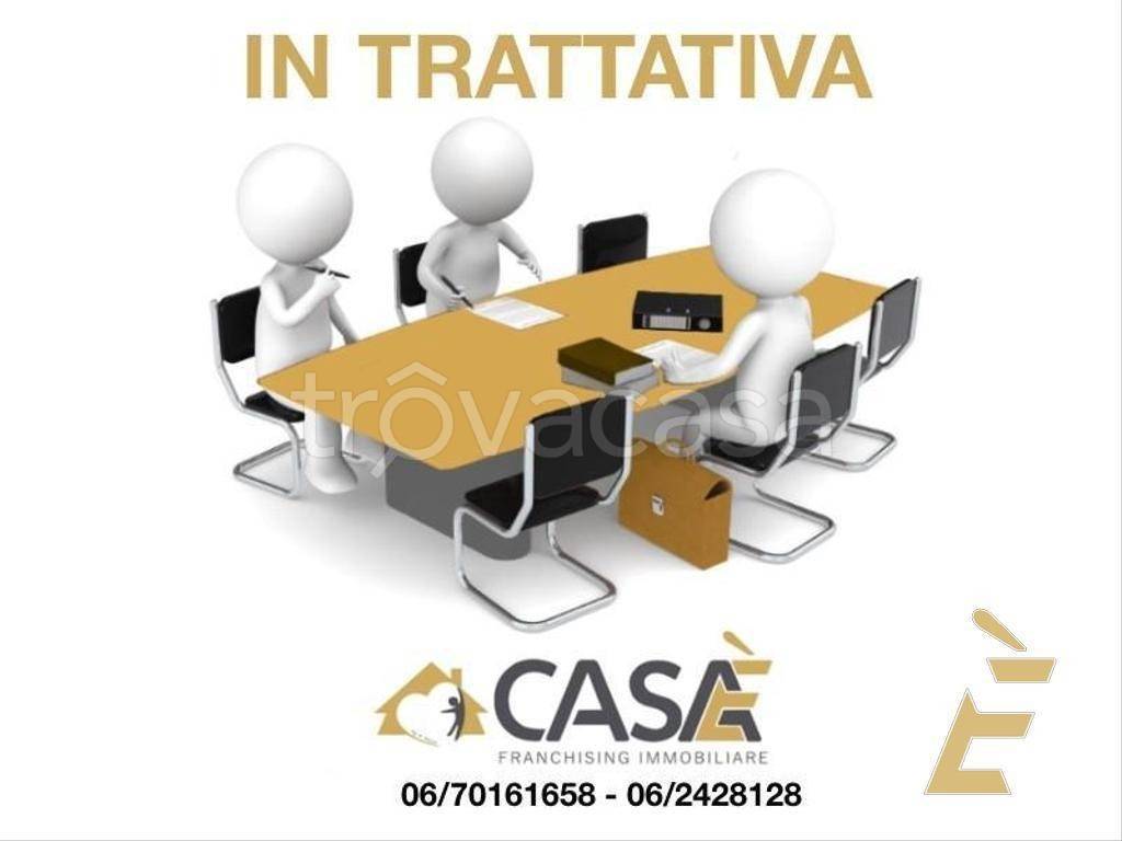 appartamento in vendita ad Ardea in zona Marina di Ardea