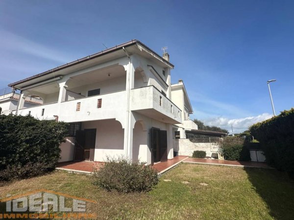 casa indipendente in vendita ad Ardea