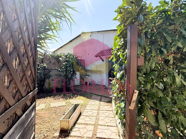 appartamento in vendita ad Ardea in zona Madonnina