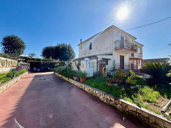 appartamento in vendita ad Ardea
