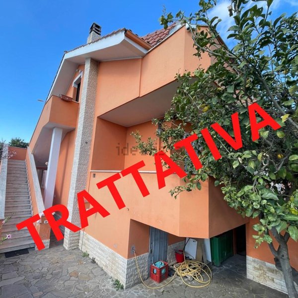 appartamento in vendita ad Ardea in zona Marina di Ardea