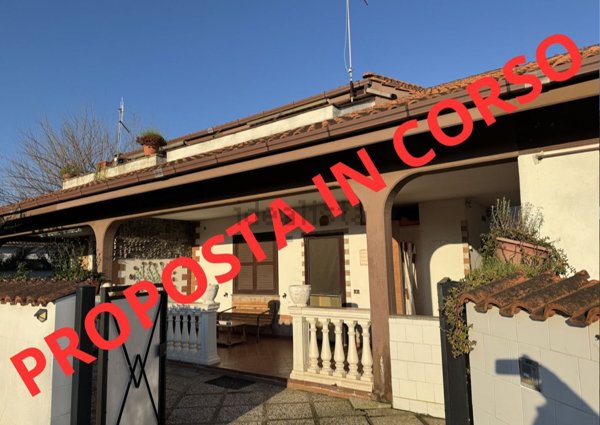 appartamento in vendita ad Ardea in zona Colle Romito