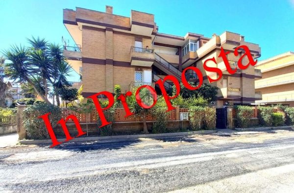 appartamento in vendita ad Ardea in zona Marina di Ardea
