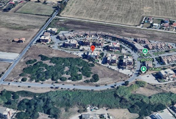 appartamento in vendita ad Ardea in zona Marina di Ardea
