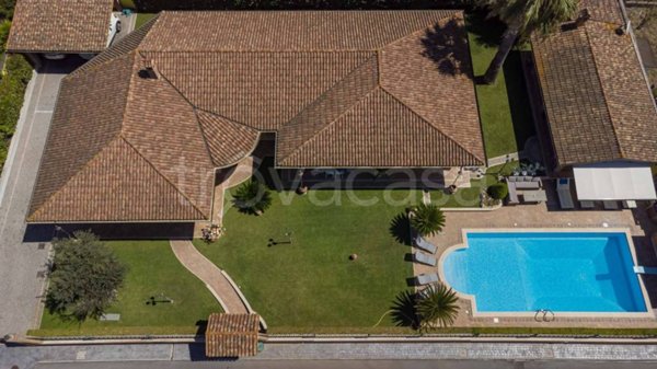 casa indipendente in vendita ad Ardea in zona Marina di Ardea