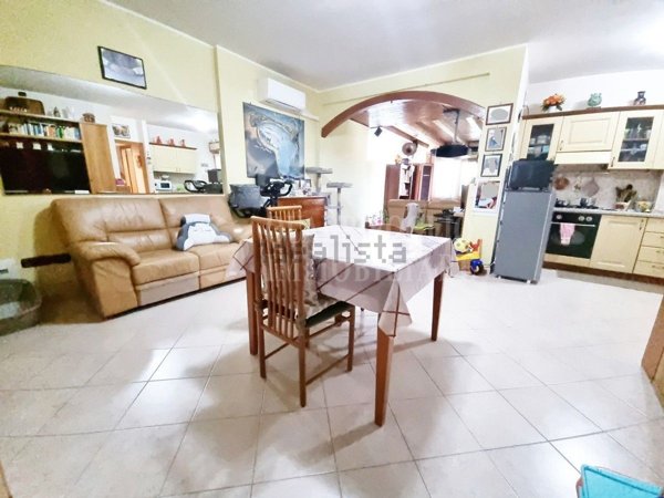appartamento in vendita ad Ardea in zona Marina di Ardea