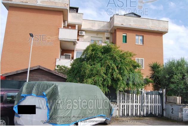 appartamento in vendita ad Ardea in zona Marina di Ardea