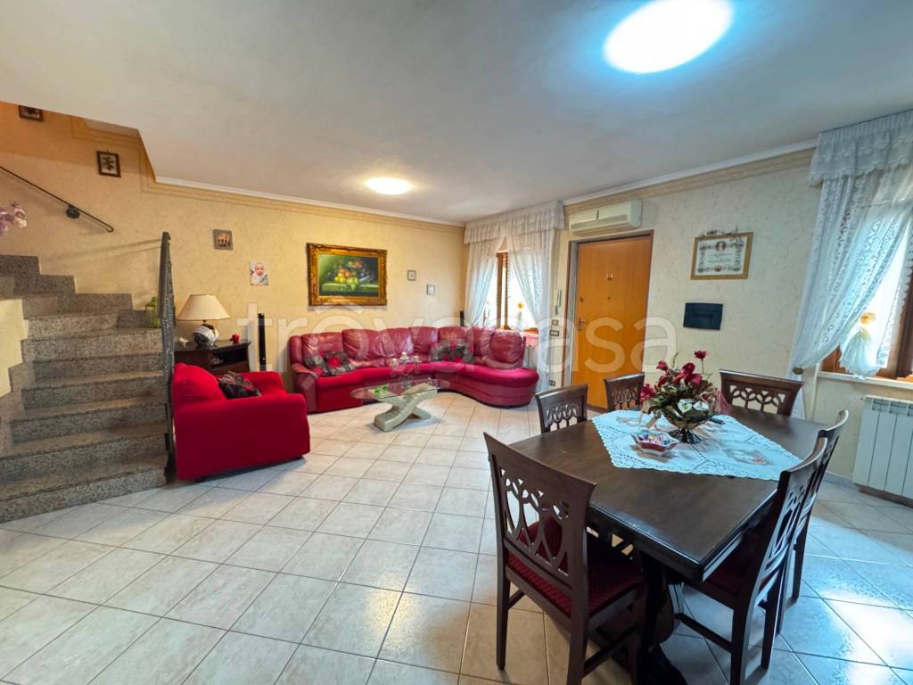 casa indipendente in vendita ad Ardea in zona Nuova California