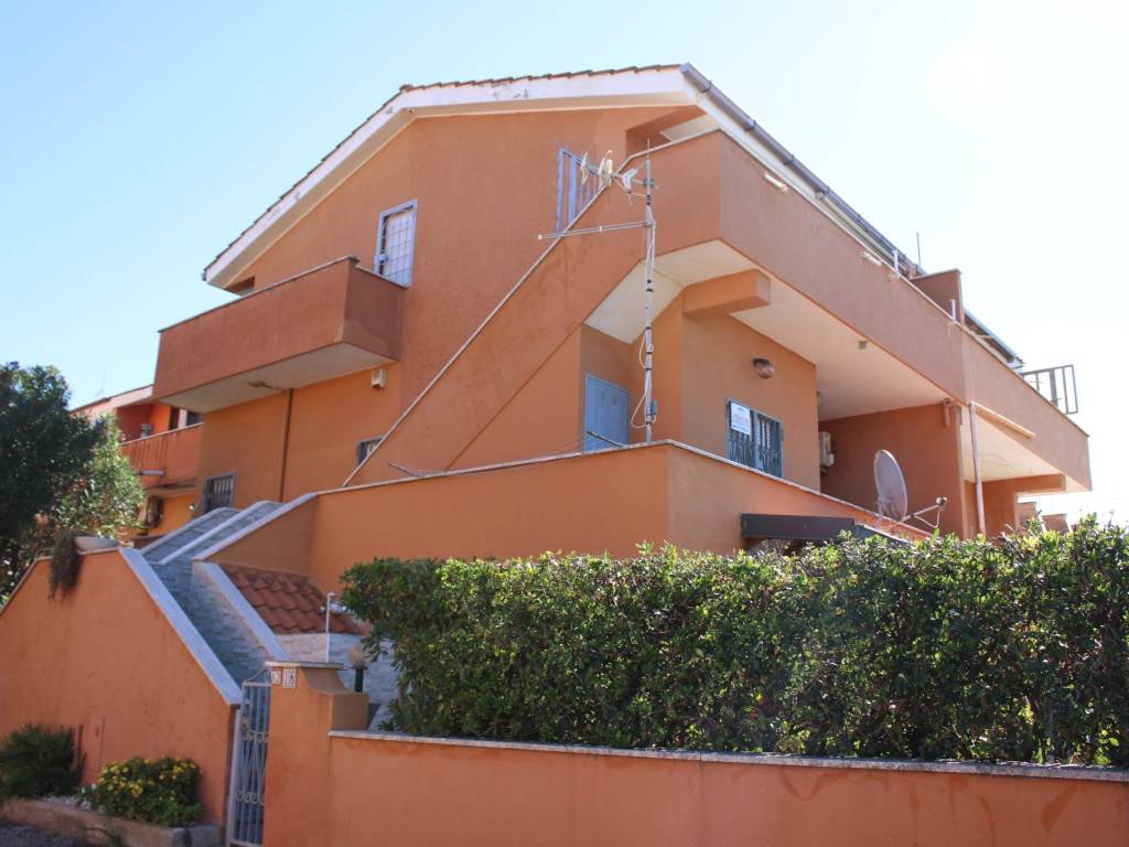appartamento in vendita ad Ardea