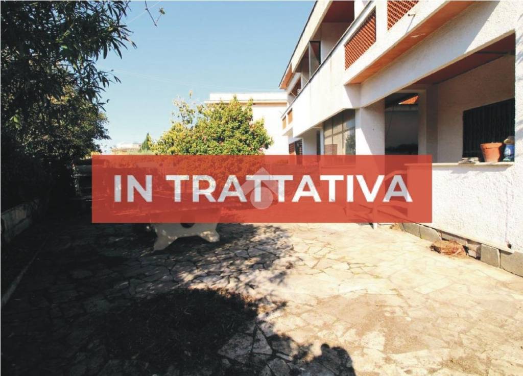 appartamento in vendita ad Ardea in zona Lido dei Pini