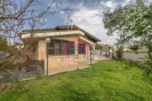 casa indipendente in vendita ad Ardea in zona Nuova Florida
