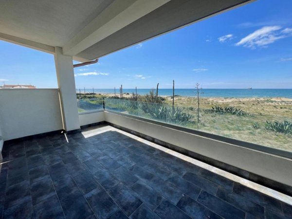 appartamento in vendita ad Ardea in zona Marina di Ardea