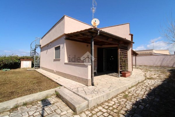 casa indipendente in vendita ad Ardea