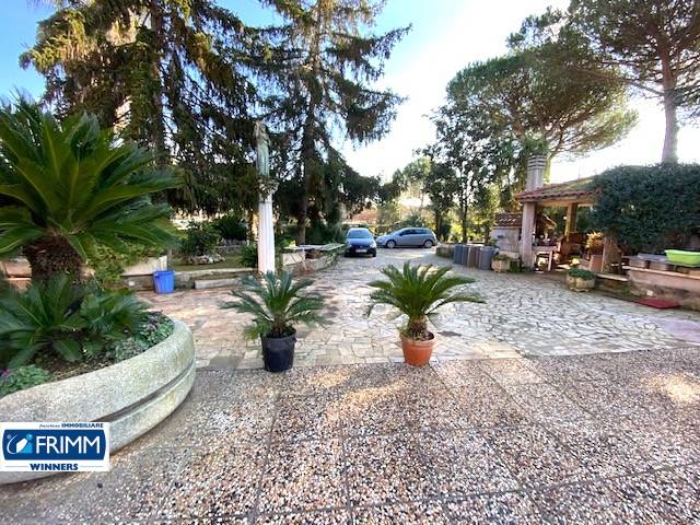 casa indipendente in vendita ad Ardea