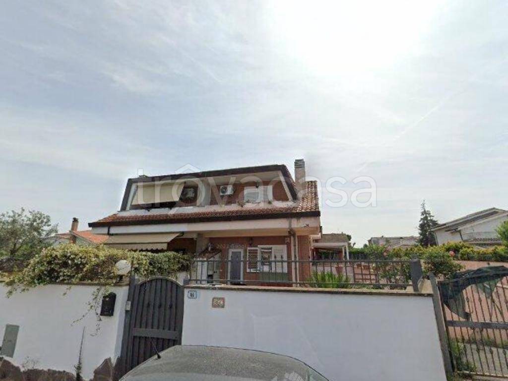 casa indipendente in vendita ad Ardea in zona Nuova Florida
