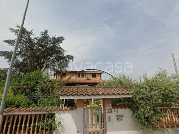 casa indipendente in vendita ad Ardea in zona Banditella