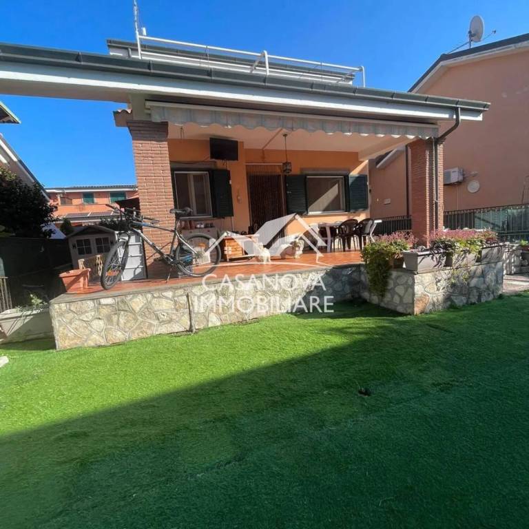 casa indipendente in vendita ad Ardea in zona Nuova Florida