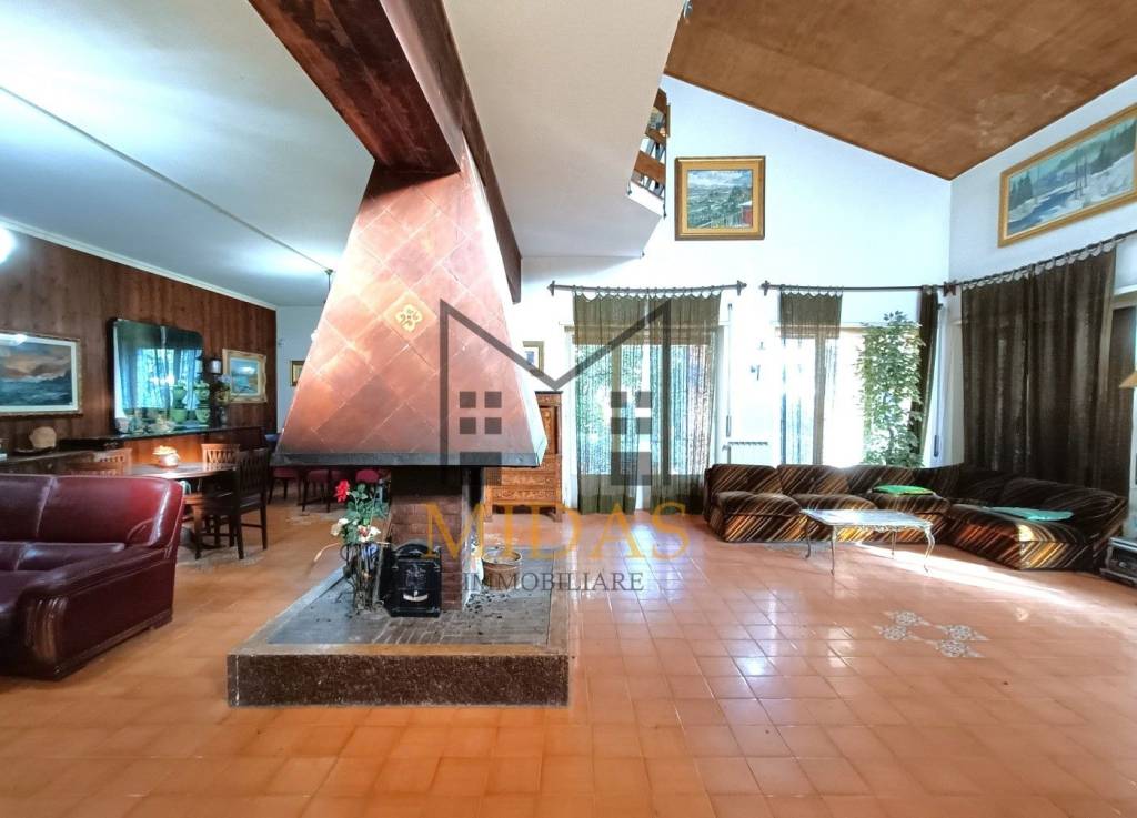 casa indipendente in vendita ad Ardea in zona Nuova Florida