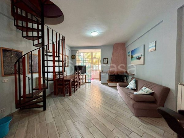 casa indipendente in vendita ad Ardea in zona Marina di Ardea