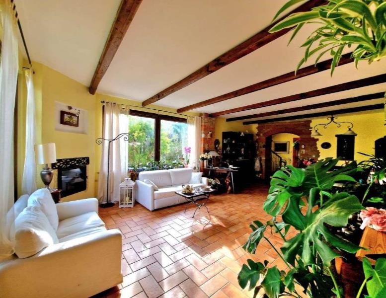 casa indipendente in vendita ad Ardea