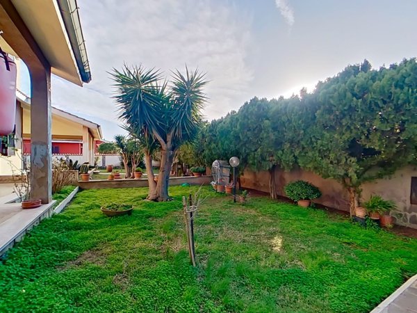 casa indipendente in vendita ad Ardea in zona Nuova Florida