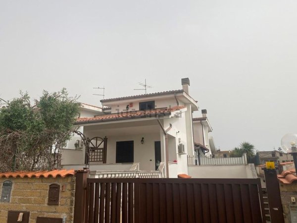 appartamento in vendita ad Ardea