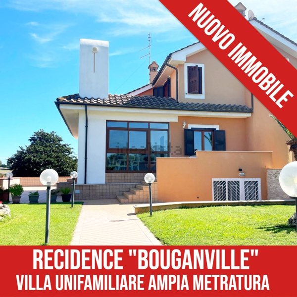 casa indipendente in vendita ad Ardea
