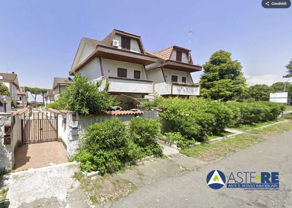 casa indipendente in vendita ad Ardea