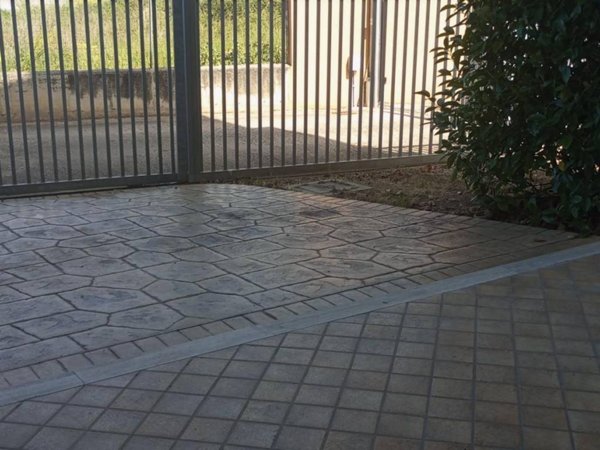 appartamento in vendita ad Ardea in zona Marina di Ardea