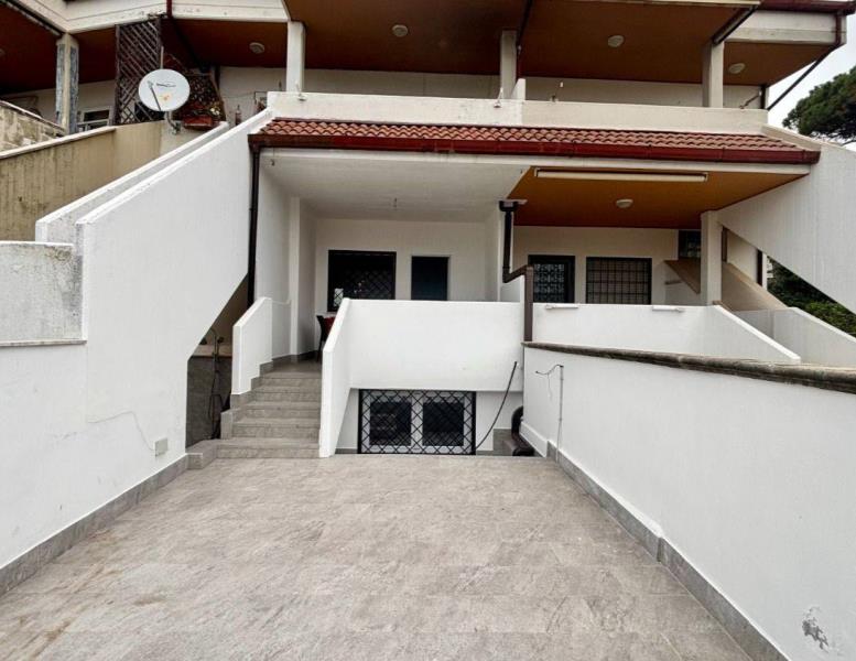 casa indipendente in vendita ad Ardea