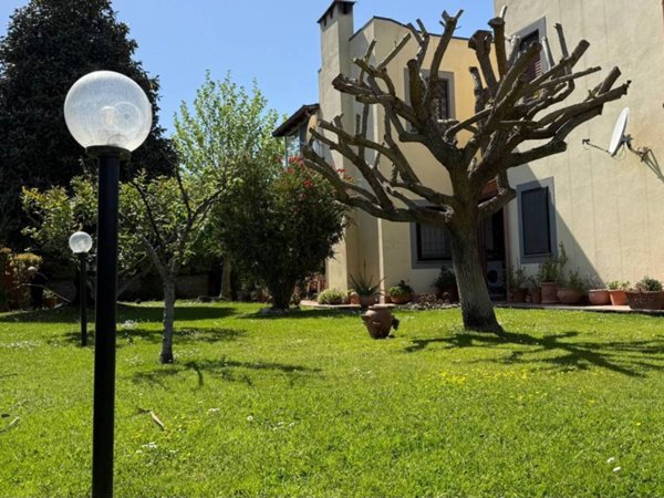 casa indipendente in vendita ad Ardea in zona Nuova Florida