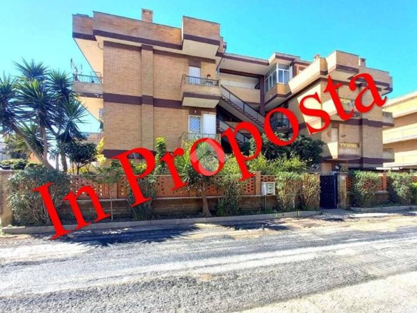 appartamento in vendita ad Ardea in zona Marina di Ardea