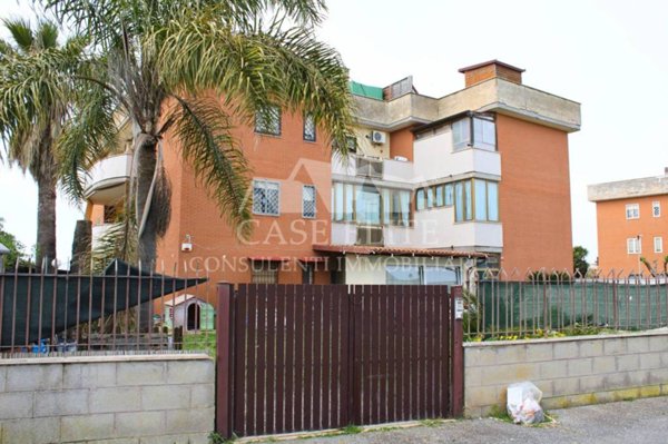 appartamento in vendita ad Ardea in zona Marina di Ardea