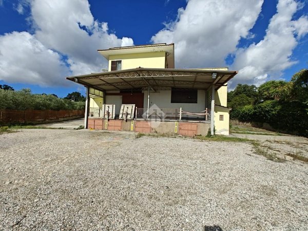 terreno edificabile in vendita ad Ardea