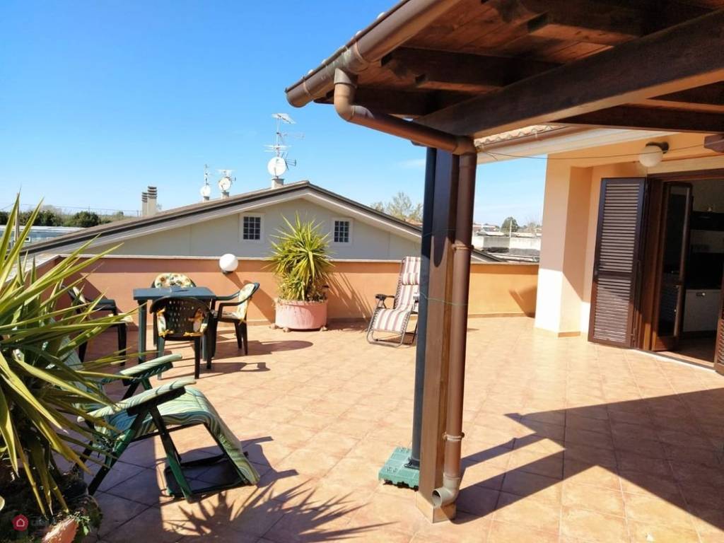 appartamento in vendita ad Ardea in zona Marina di Ardea