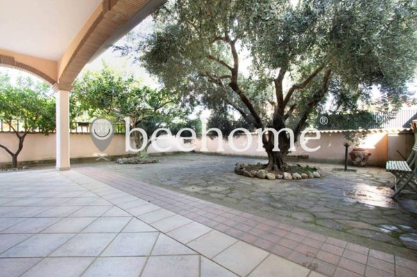 casa indipendente in vendita ad Ardea in zona Marina di Ardea