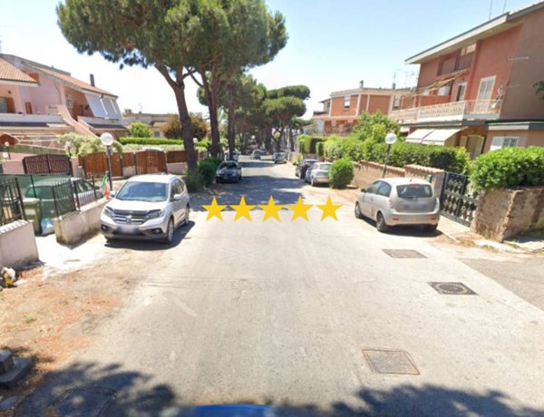 appartamento in vendita ad Ardea in zona Marina di Ardea