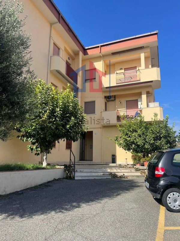 appartamento in vendita ad Ardea in zona Banditella