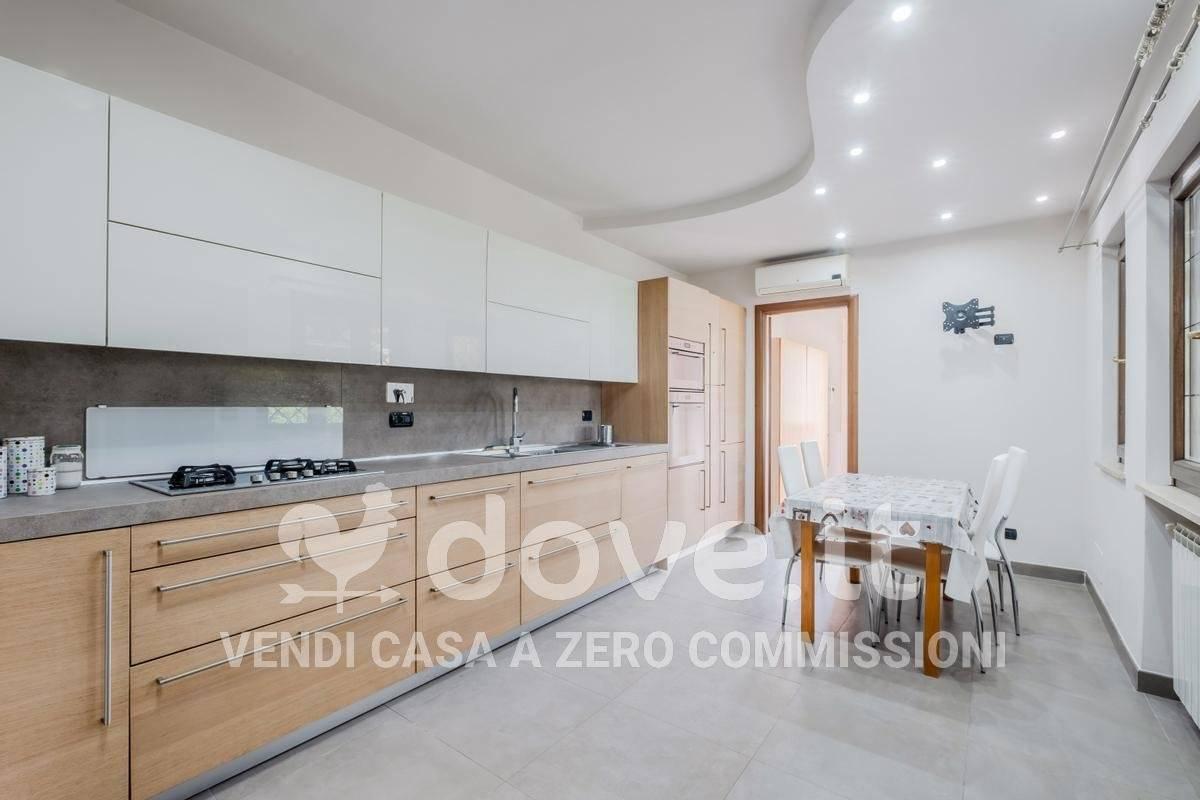 casa indipendente in vendita ad Ardea in zona Banditella