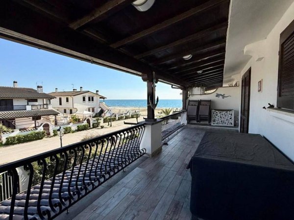casa indipendente in vendita ad Ardea
