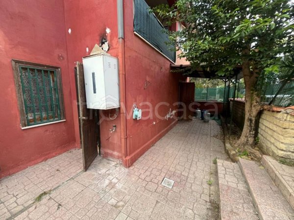 appartamento in vendita ad Ardea in zona Montagnano