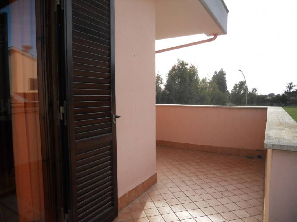 casa indipendente in vendita ad Ardea in zona Colle Romito