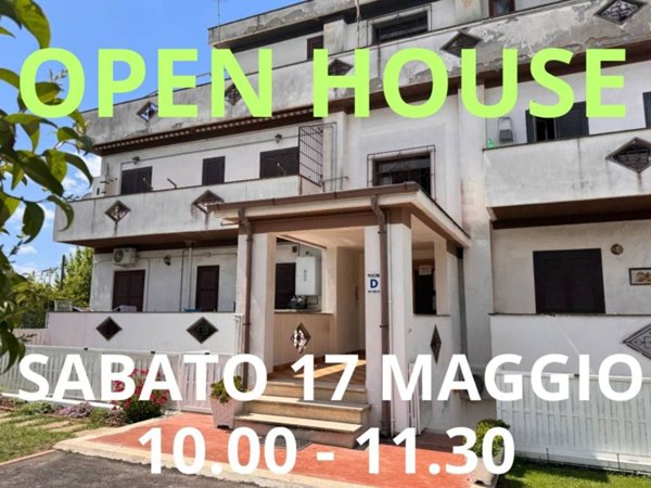 appartamento in vendita ad Ardea in zona Marina di Ardea