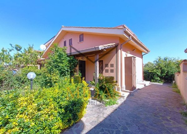 casa indipendente in vendita ad Ardea in zona Nuova Florida